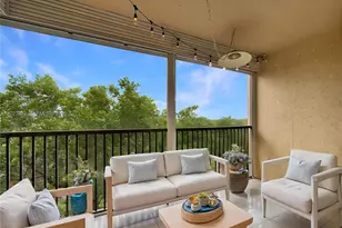 3300 W Rolling Hills Cir, Davie, FL 33328 - Photo 9