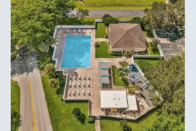 3300 W Rolling Hills Cir #509, Davie, FL 33328 - Photo 21