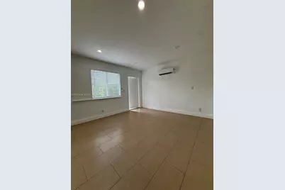 6723 NE Miami Pl #2, Miami, FL 33138 - Photo 15