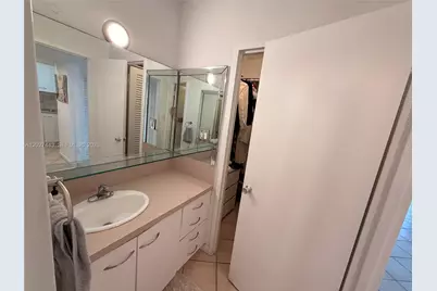 100 Lincoln Rd #1427, Miami Beach, FL 33139 - Photo 13