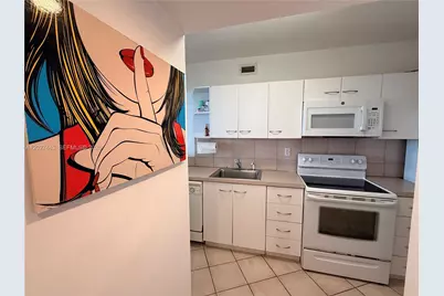 100 Lincoln Rd #1427, Miami Beach, FL 33139 - Photo 9
