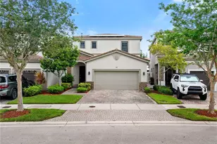 918 NE 191st St, Miami, FL 33179 - Photo 5