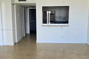 13499 Biscayne Blvd, North Miami, FL 33181 - Photo 7