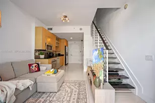 60 SW 13th St, Miami, FL 33130 - Photo 9