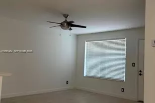 10054 Winding Lake Rd, Sunrise, FL 33351 - Photo 5
