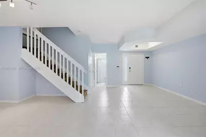 10180 SW 88th St #403, Miami, FL 33176 - Photo 11