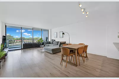 5700 Collins Ave #5J, Miami Beach, FL 33140 - Photo 7
