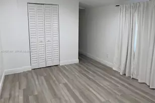1300 NE 203rd St, Miami, FL 33179 - Photo 29