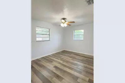 1300 NE 203rd St, Miami, FL 33179 - Photo 11