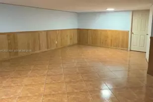 1300 NE 203rd St, Miami, FL 33179 - Photo 23