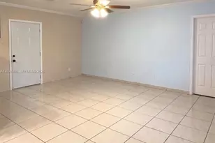 1300 NE 203rd St, Miami, FL 33179 - Photo 9