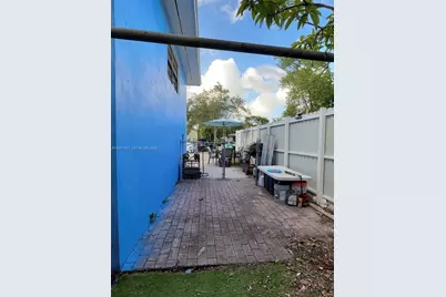 1300 NE 203rd St, Miami, FL 33179 - Photo 37