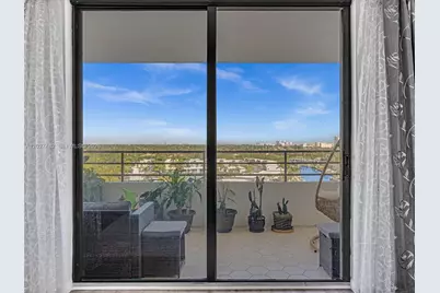 2500 Parkview Dr #1108, Hallandale Beach, FL 33009 - Photo 17