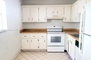1810 SW 81st Ave, North Lauderdale, FL 33068 - Photo 5