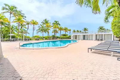 2655 Collins Ave #603, Miami Beach, FL 33140 - Photo 41