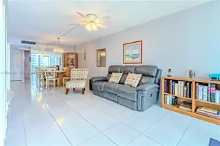 2655 Collins Ave, Miami Beach, FL 33140 - Photo 15