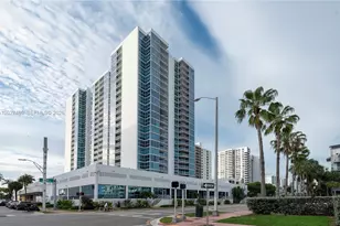 2655 Collins Ave, Miami Beach, FL 33140 - Photo 3