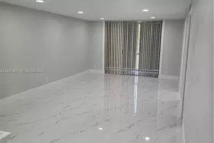700 S Hollybrook Dr, Pembroke Pines, FL 33025 - Photo 5