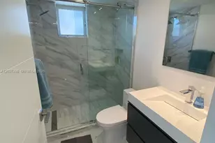 7832 Collins Ave, Miami Beach, FL 33141 - Photo 11