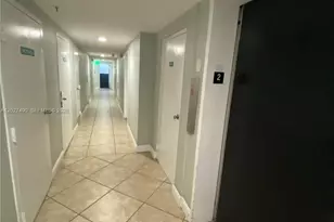 7832 Collins Ave, Miami Beach, FL 33141 - Photo 19