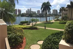 19707 Turnberry Way, Aventura, FL 33180 - Photo 41