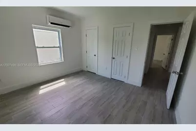 560 NW 53rd St, Miami, FL 33127 - Photo 5
