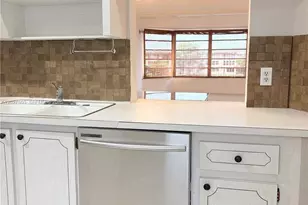 18900 NE 14th Ave, Miami, FL 33179 - Photo 3