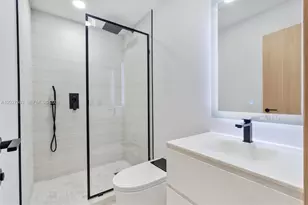 2110 NE 54th St, Fort Lauderdale, FL 33308 - Photo 23