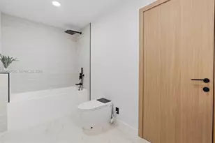 2110 NE 54th St, Fort Lauderdale, FL 33308 - Photo 21