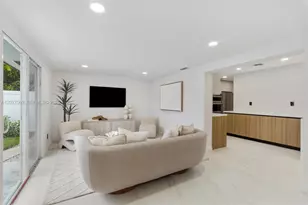 2110 NE 54th St, Fort Lauderdale, FL 33308 - Photo 13