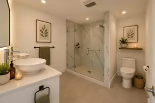 740 NE 199th St, Miami, FL 33179 - Photo 11