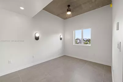 315 NW 32 St #305, Miami, FL 33127 - Photo 3