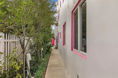 315 NW 32 St #305, Miami, FL 33127 - Photo 21