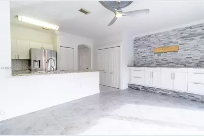 8360 NW 10th St #3C, Miami, FL 33126 - Photo 7