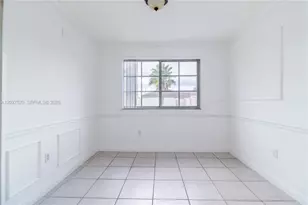 8360 NW 10th St, Miami, FL 33126 - Photo 21