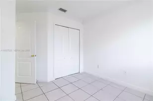 8360 NW 10th St, Miami, FL 33126 - Photo 27