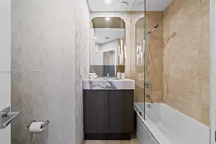 901 Brickell Key Blvd, Miami, FL 33131 - Photo 31