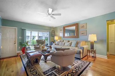 1160 103rd St #6, Bay Harbor Islands, FL 33154 - Photo 9