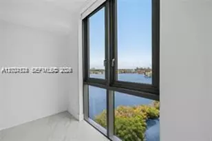 17111 Biscayne Blvd, North Miami Beach, FL 33160 - Photo 15