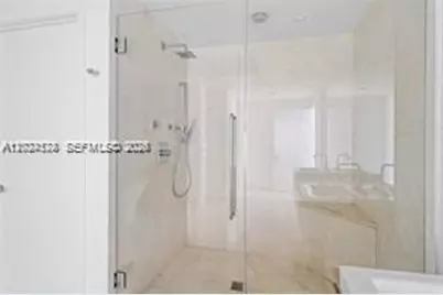 17111 Biscayne Blvd #1210, North Miami Beach, FL 33160 - Photo 41