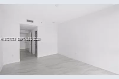 17111 Biscayne Blvd #1210, North Miami Beach, FL 33160 - Photo 37