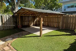406 SE 11th Ct, Fort Lauderdale, FL 33316 - Photo 11