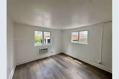 143 SW 9th St #206, Miami, FL 33130 - Photo 9