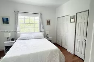 5610 NW 114th Pl, Doral, FL 33178 - Photo 9
