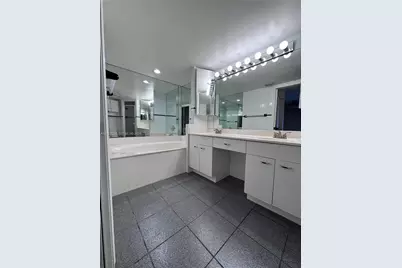 1532 W Harmony Lake Cir, Davie, FL 33324 - Photo 9