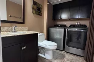 1532 W Harmony Lake Cir, Davie, FL 33324 - Photo 11