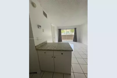 5199 NW 7th St #112, Miami, FL 33126 - Photo 5