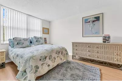 6600 Cypress Rd #310, Plantation, FL 33317 - Photo 11