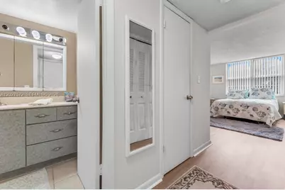 6600 Cypress Rd #310, Plantation, FL 33317 - Photo 9