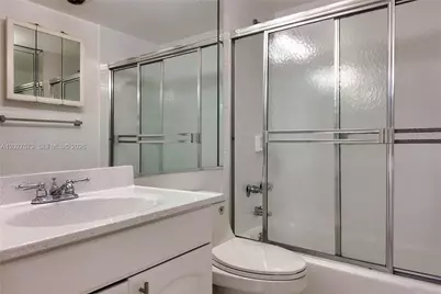 1950 S Ocean Dr #11M, Hallandale Beach, FL 33009 - Photo 17